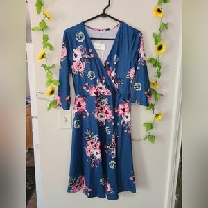 Nwt Charmyi Womens Small Floral Midi Dress
